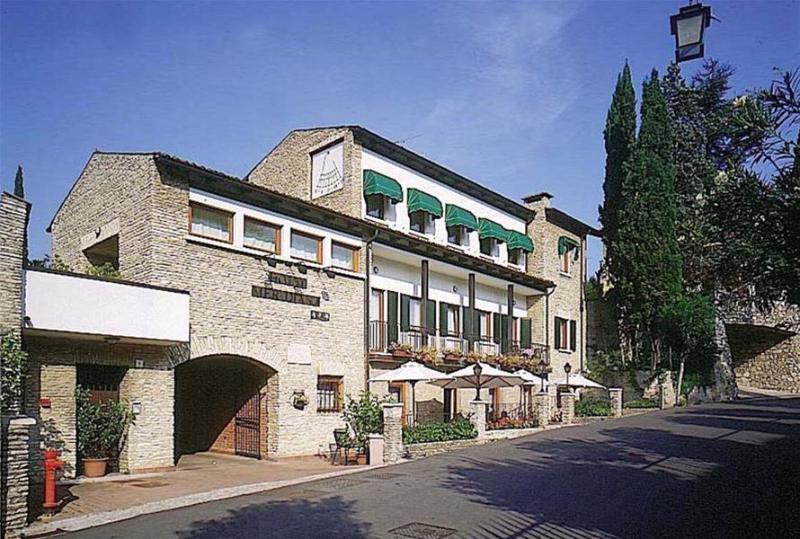 Hotel Meridiana Sirmione Eksteriør bilde